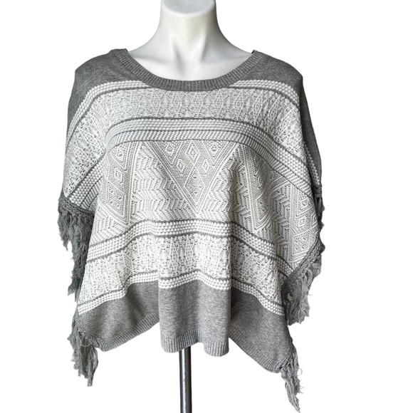 NWOT, Billabong Hermosa Poncho - Picture 7 of 13